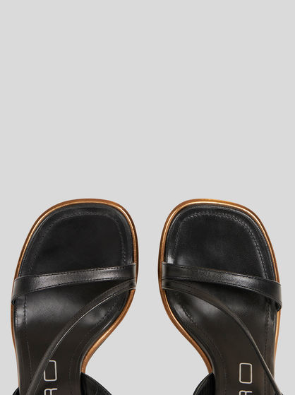 LEATHER SANDALS AND STRAPS