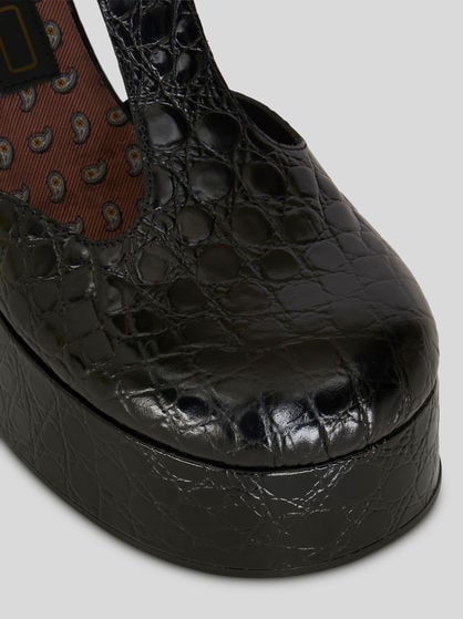 MARY JANE SHOES