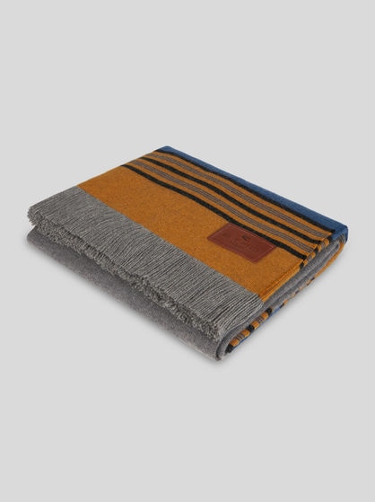 WOOL AND CASHMERE THROW BLANKET