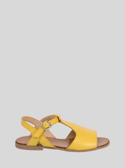 SANDALS WITH STRAP