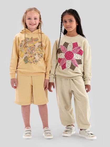 PRINTS LEGACY FLORAL PATCHWORK SWEATSHIRT
