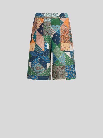 FLEECE SHORTS WITH PATCHWORK PRINT