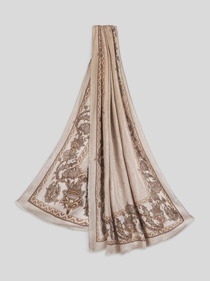 SCARF WITH MEDALLIONS AND FLOWERS