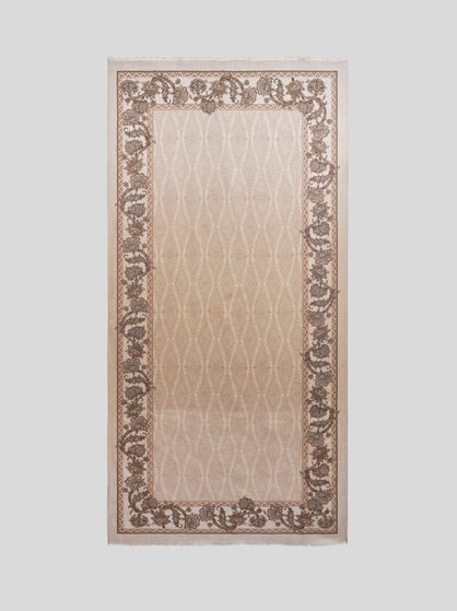 SCARF WITH MEDALLIONS AND FLOWERS