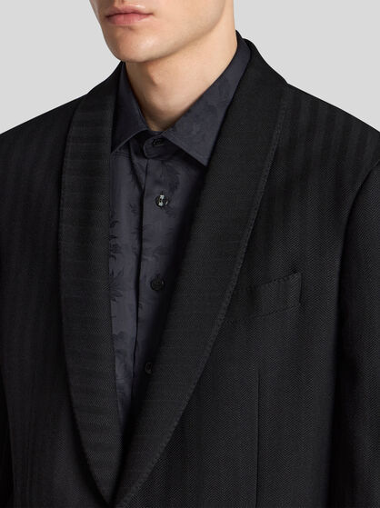 SINGLE-BREASTED JACKET WITH SHAWL LAPELS