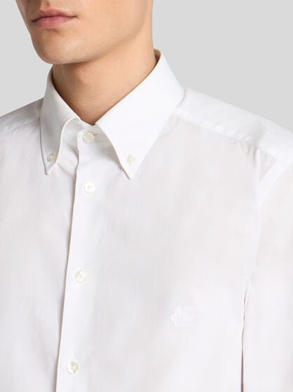 PLAIN-COLOURED BUTTON-DOWN SHIRT