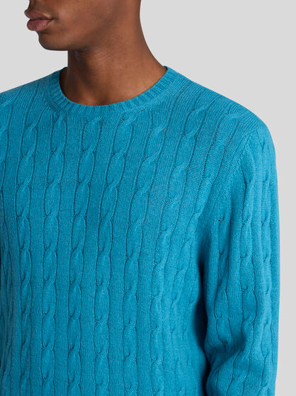 CABLE-KNIT CASHMERE SWEATER