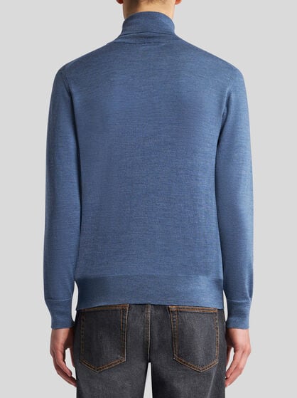 WOOL TURTLENECK WITH EMBROIDERY