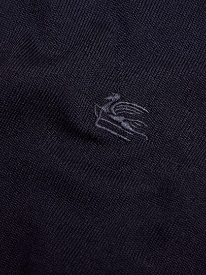 WOOL TURTLENECK WITH EMBROIDERY