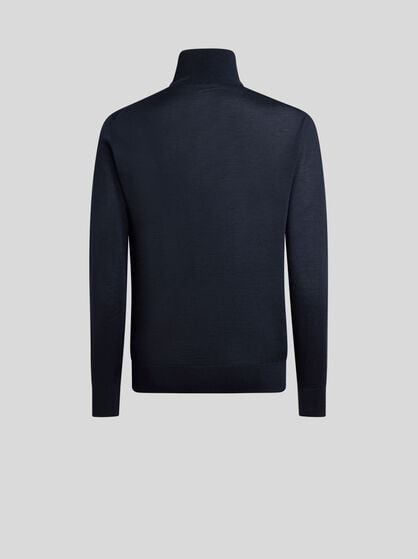 CASHMERE AND SILK TURTLENECK SWEATER