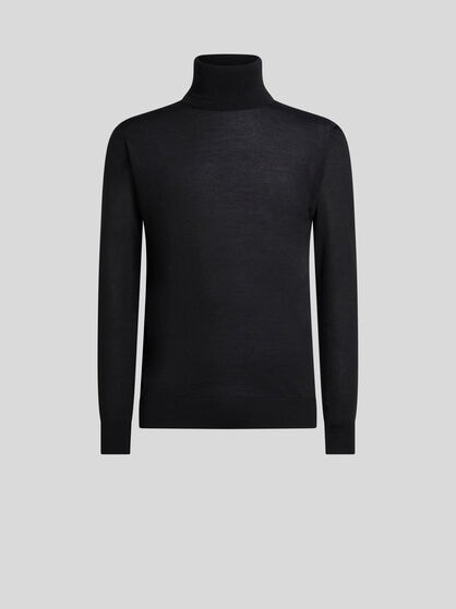 CASHMERE AND SILK TURTLENECK SWEATER
