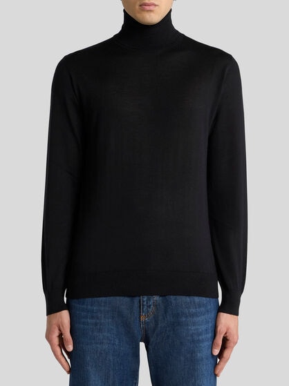 CASHMERE AND SILK TURTLENECK SWEATER