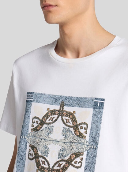 T-SHIRT WITH PLACED PRINT