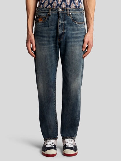 VINTAGE-EFFECT JEANS