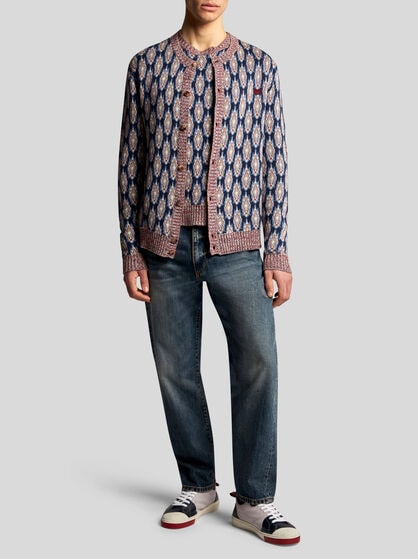 VINTAGE-EFFECT JEANS