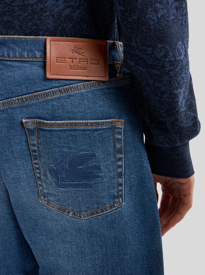 STRAIGHT-LEG JEANS WITH PEGASO