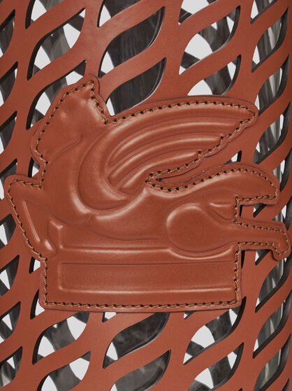 LEATHER POT