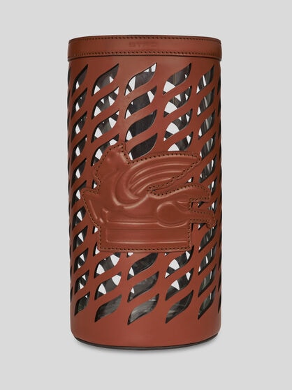 LEATHER POT