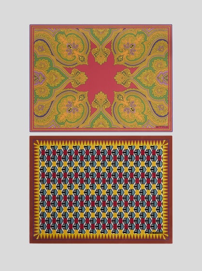 SET OF TWO PATTERNED CHARGERS