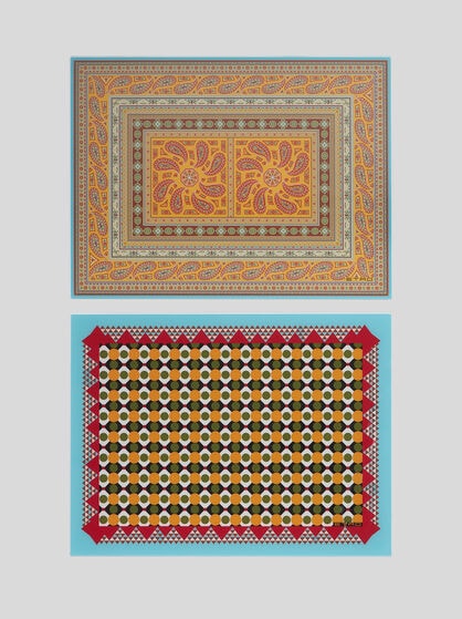 SET OF TWO PATTERNED CHARGERS