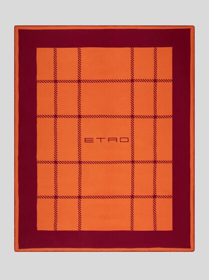 THROW BLANKET