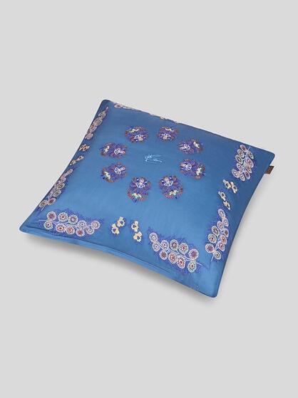 CUSHION WITH FLOWERS AND EMBROIDERED PEGASO