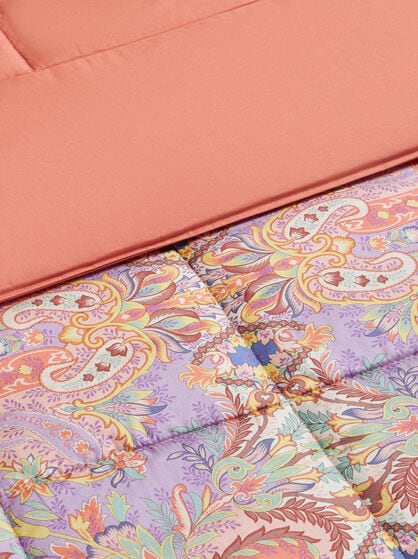 SILK QUILT WITH LEAFY PRINT