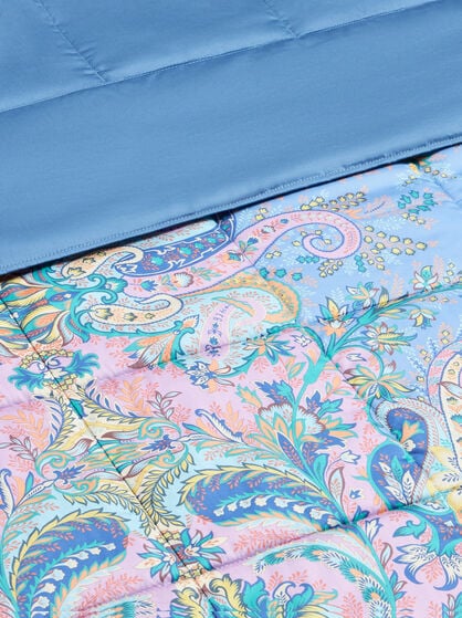 COTTON QUILT WITH LEAFY PRINT