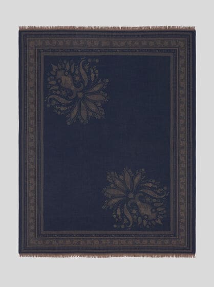 WOOL JACQUARD THROW BLANKET WITH PLACED MOTIF