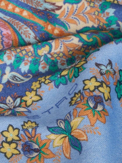 WOOL THROW BLANKET WITH FLOWER AND PAISLEY PRINT