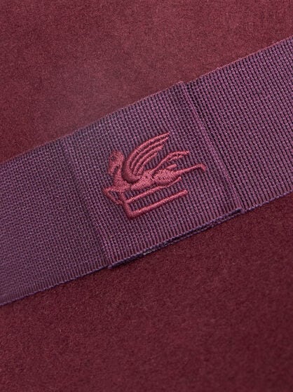 WOOL HAT WITH EMBROIDERED PEGASO LOGO