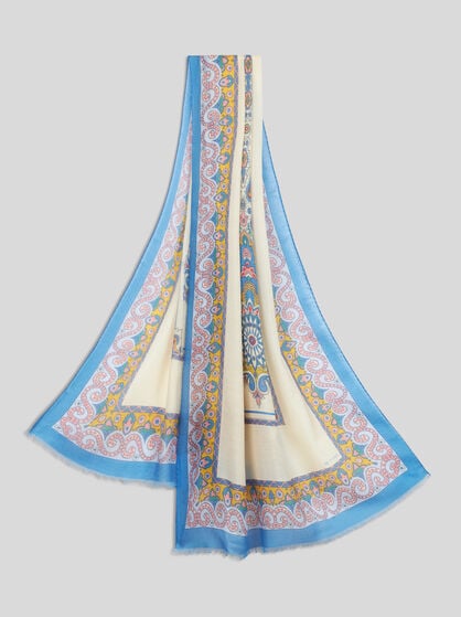 SCARF WITH MEDALLION AND PAISLEY PRINT