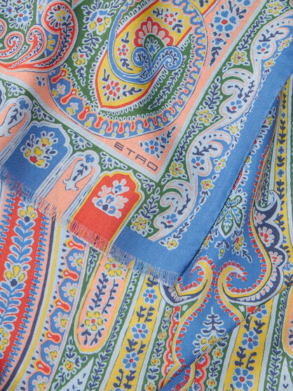 WOOL AND SILK SCARF WITH MULTICOLOURED PRINT