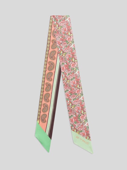 SILK PAISLEYINA WITH PAISLEY AND FLORAL MOTIF