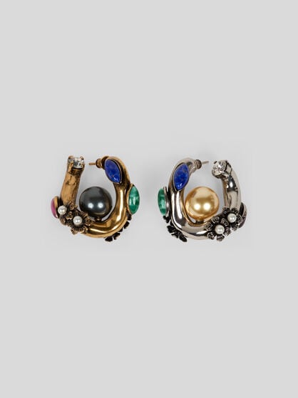 EARRINGS WITH APPLIQU&Eacute;S