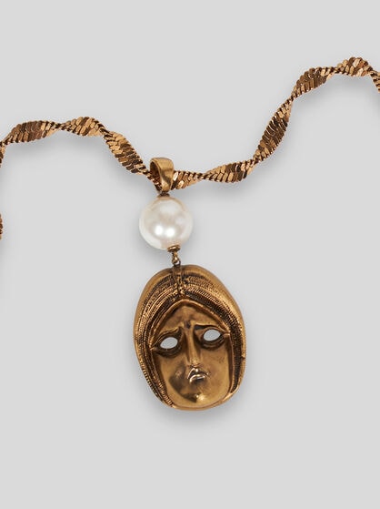 PENDANT NECKLACE