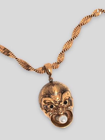 PENDANT NECKLACE