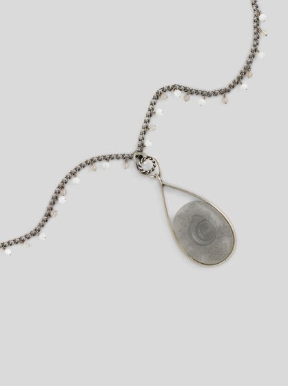 NECKLACE WITH CAMEO PENDANT