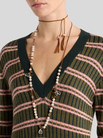 NECKLACE WITH PEARLS AND PAISLEY BEES