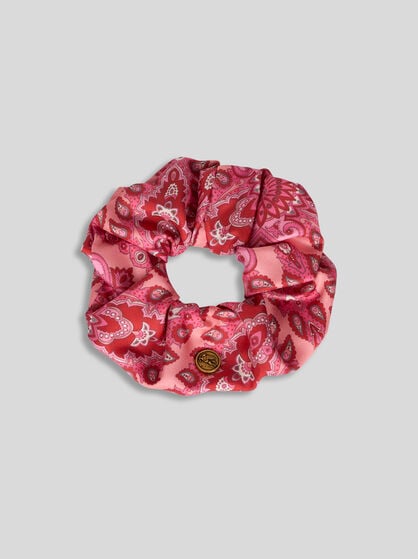 SILK SCRUNCHIE WITH MEDALLION AND PAISLEY MOTIF
