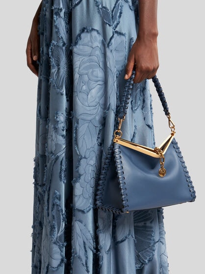 MEDIUM VELA BAG WITH THREAD WORK