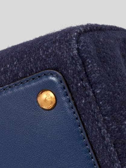 MEDIUM WOOL VELA BAG