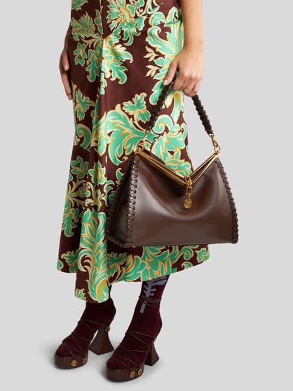 GROSSE VELA TASCHE MIT EINGEZOGENEN BÄNDERN