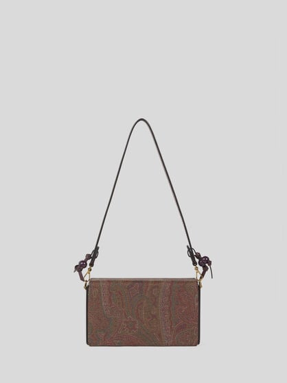 ARNICA CLUTCH