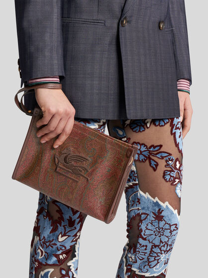 MEDIUM ARNICA POUCH WITH PEGASO DETAIL