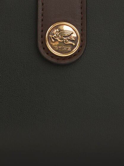 LEATHER WALLET WITH STRAP