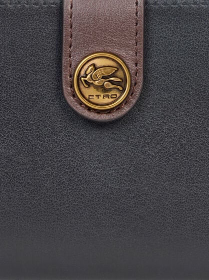 SMALL LEATHER WALLET
