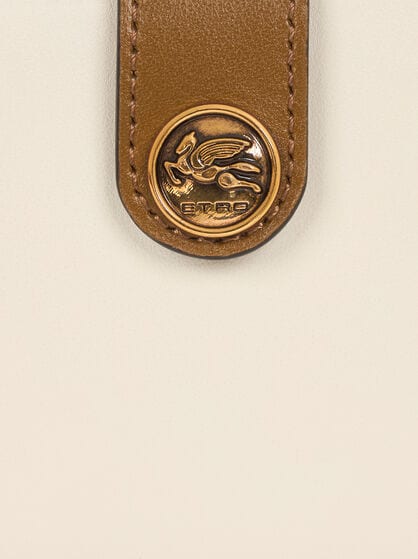 SMALL LEATHER WALLET