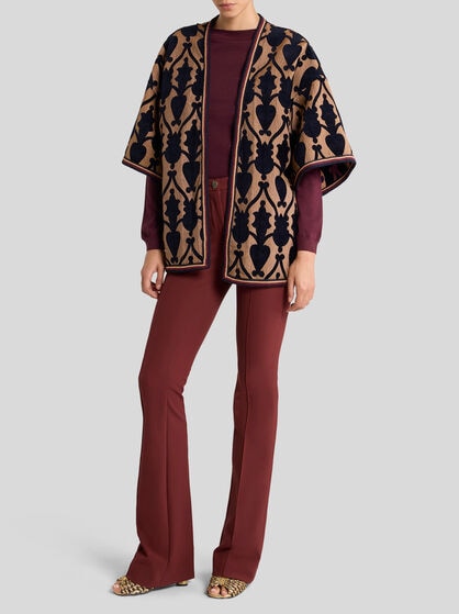 REVERSIBLE CHENILLE JACQUARD KESA