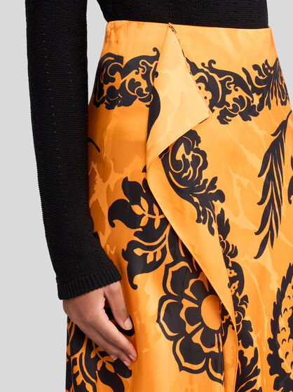 ASYMMETRIC SKIRT WITH STENCIL FLORAL PRINT